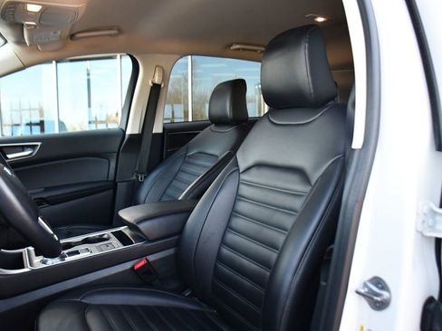 Used 2023 Ford Edge SEL w/ Convenience Package image 13