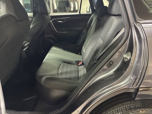 Used 2024 Toyota RAV4 SE image 14