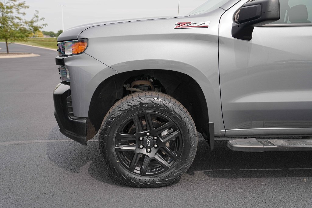 Used 2022 Chevrolet Silverado 1500 Custom Trail Boss w/ Safety Confidence Package AWD/4WD image 12