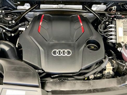 Certified 2022 Audi SQ5 Premium image 31