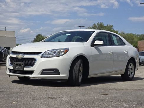 Used 2015 Chevrolet Malibu LT FWD image 10