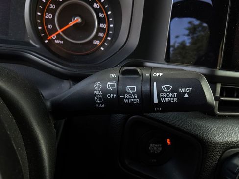Used 2025 Jeep Wrangler Unlimited Sport AWD/4WD image 34