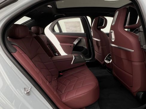 New 2026 BMW 740i xDrive w/ Premium Package image 14