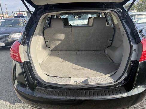 Used 2012 Nissan Rogue SV w/ Premium Pkg image 16