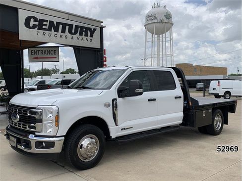 Used 2024 Ford F350 XL w/ XL Chrome Package RWD image 1