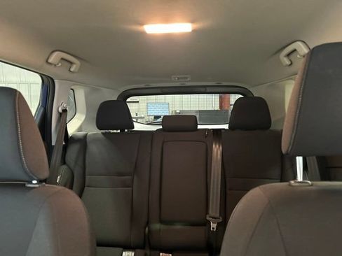 Used 2023 Nissan Rogue S AWD/4WD image 27