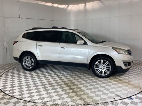 Used 2014 Chevrolet Traverse LT w/ All-Star Edition FWD image 8