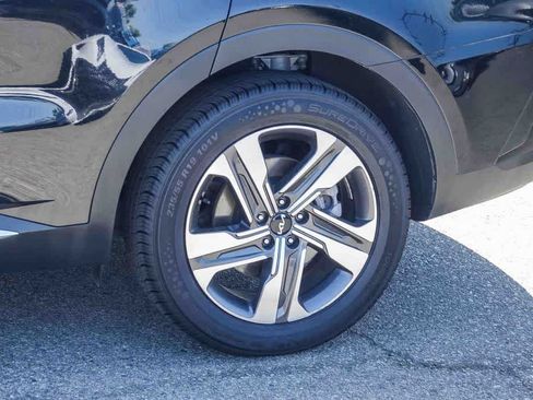 Certified 2023 Kia Sorento SX Prestige AWD/4WD image 10