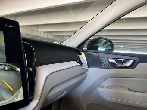 New 2026 Volvo XC60 T8 Ultra w/ Protection Package Premier AWD/4WD image 19