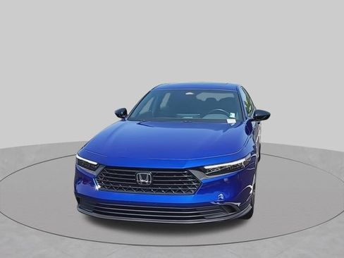 Used 2023 Honda Accord Sport image 3
