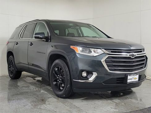 Used 2019 Chevrolet Traverse LT image 9