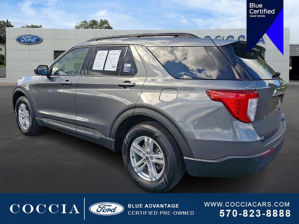 Used 2022 Ford Explorer XLT AWD/4WD image 6