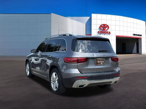Used 2021 Mercedes-Benz GLB 250 4MATIC image 13