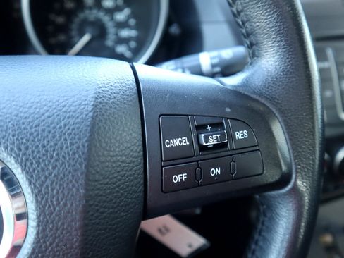 Used 2012 MAZDA MAZDA5 Grand Touring image 57