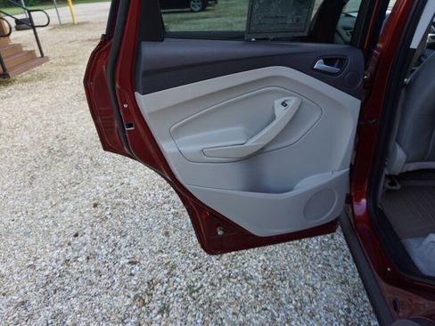 Used 2016 Ford Escape SE w/ Equipment Group 201A AWD/4WD image 24