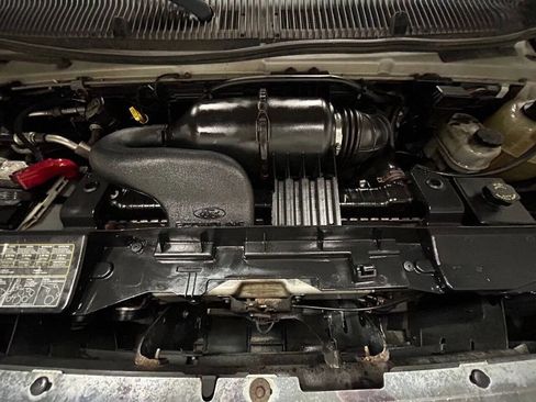 Used 2008 Ford E-350 and Econoline 350 XL image 5