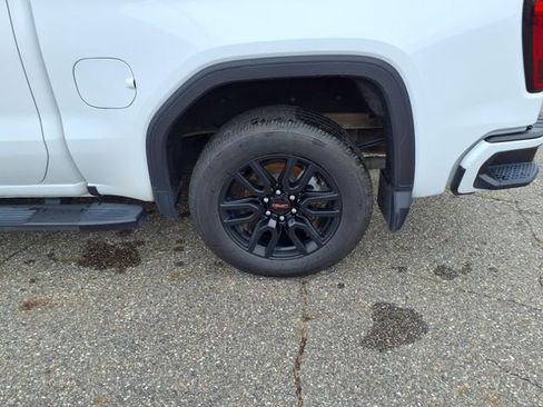 Used 2022 GMC Sierra 1500 Elevation image 21