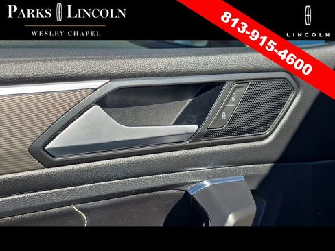 Used 2022 Volkswagen Tiguan SE R-Line image 18