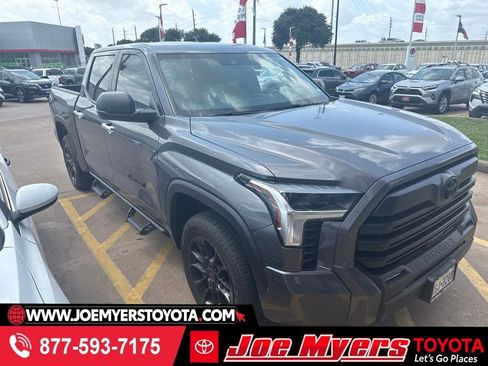 Used 2025 Toyota Tundra SR5 RWD image 1