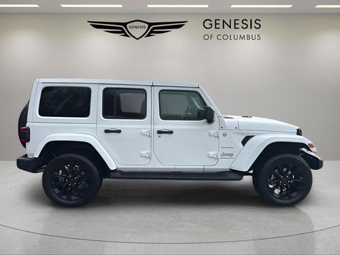 Used 2024 Jeep Wrangler Unlimited Sahara AWD/4WD image 6