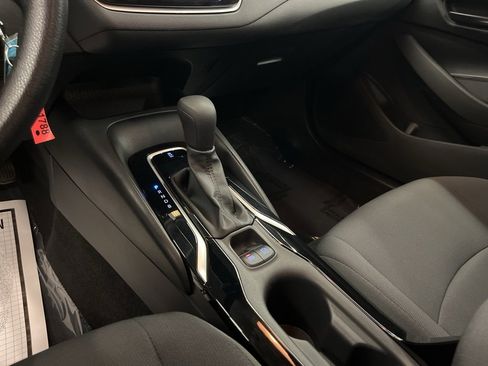 Used 2022 Toyota Corolla LE image 23