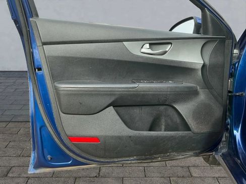 Used 2021 Kia Forte LXS image 10