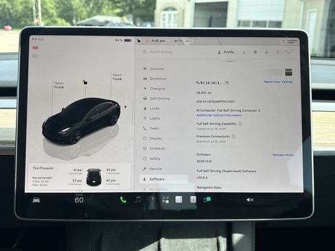Used 2023 Tesla Model 3 Standard Range RWD image 6
