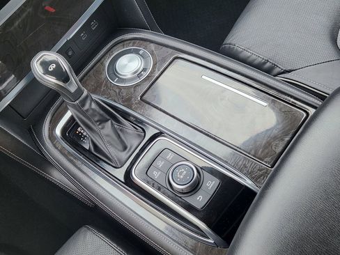 Used 2024 INFINITI QX80 Luxe RWD image 23