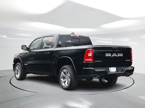 New 2026 RAM 1500 4x4 Crew Cab image 2