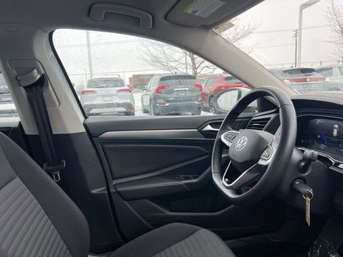 Used 2024 Volkswagen Jetta S image 31