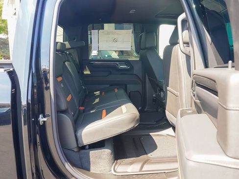 New 2026 GMC Sierra 2500 AT4 w/ AT4 Premium Plus Package AWD/4WD image 10