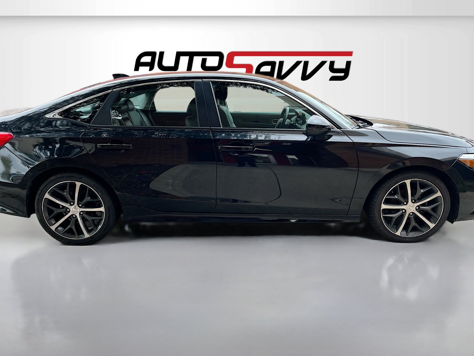 Used 2024 Honda Civic Touring image 8