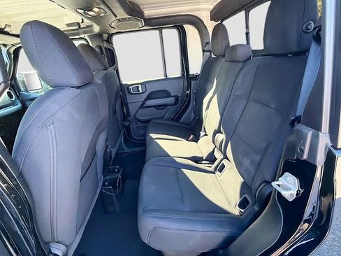 Used 2020 Jeep Gladiator Overland w/ Safety Group image 18