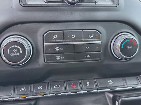 Used 2024 Chevrolet Silverado 1500 Custom Trail Boss w/ LPO, Dark Essentials Package AWD/4WD image 33