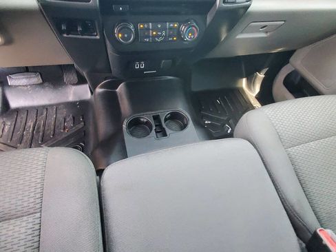 Used 2017 Ford F350 XLT w/ XLT Premium Package AWD/4WD image 20