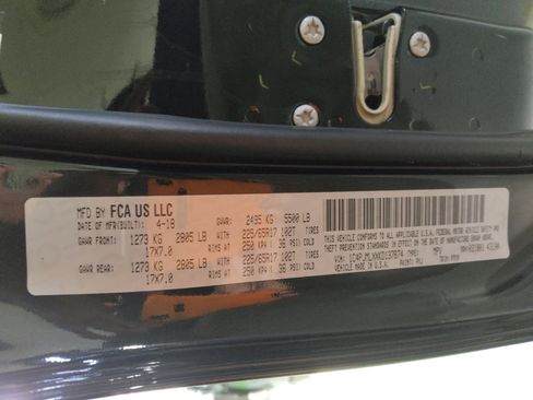 Used 2019 Jeep Cherokee Latitude Plus w/ Comfort/Convenience Group image 33