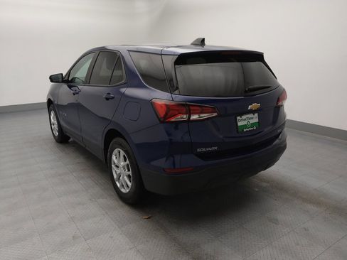 Used 2023 Chevrolet Equinox LS w/ LS Convenience Package image 5