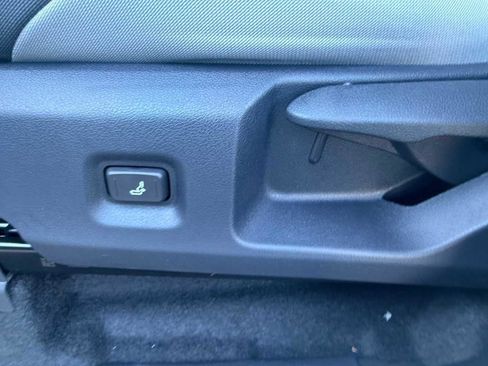 New 2025 Toyota Tacoma TRD Off-Road image 11