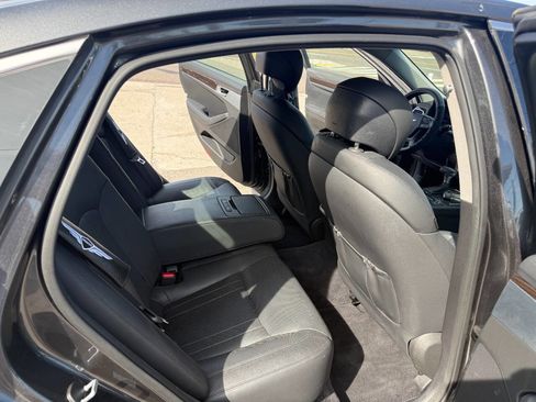 Used 2018 Genesis G80 3.8 AWD/4WD image 11
