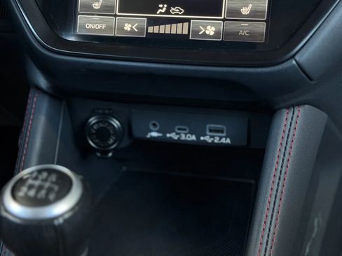 Used 2025 Subaru WRX Limited image 31