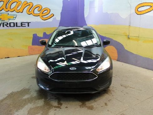 Used 2018 Ford Focus SE image 3