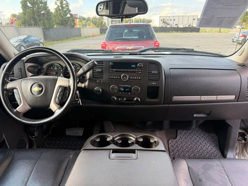 Used 2013 Chevrolet Silverado 1500 LT w/ All-Star Edition AWD/4WD image 3