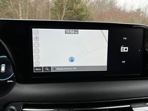 Used 2024 Hyundai Palisade Calligraphy image 18