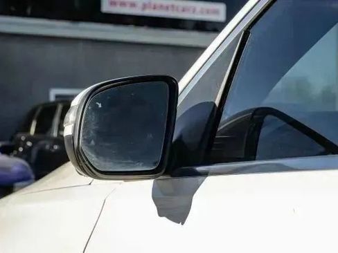 Used 2022 Mercedes-Benz GLE 350 4MATIC w/ Premium Package image 49