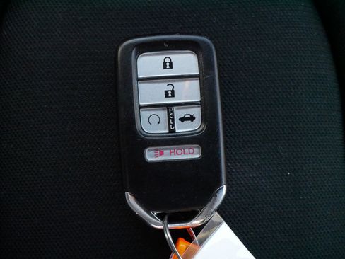 Used 2016 Honda Civic LX-P image 28