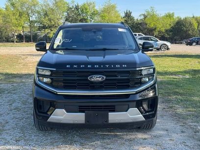 Used 2025 Ford Expedition Platinum