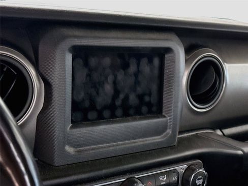 Used 2021 Jeep Wrangler Unlimited Sport AWD/4WD image 4