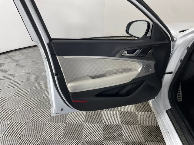 Used 2024 Genesis G70 3.3T Advanced w/ Sport Prestige Package AWD/4WD image 12