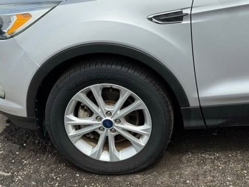 Used 2018 Ford Escape SE AWD/4WD image 10