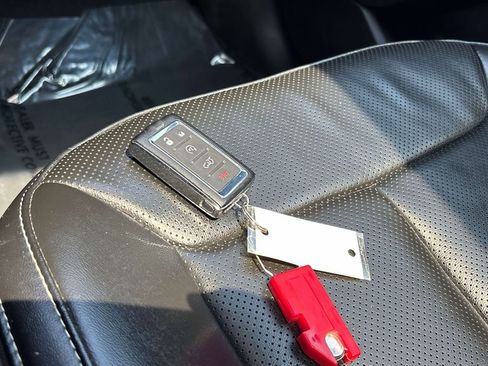 Used 2024 Jeep Grand Cherokee L Limited w/ Luxury Tech Group II image 34